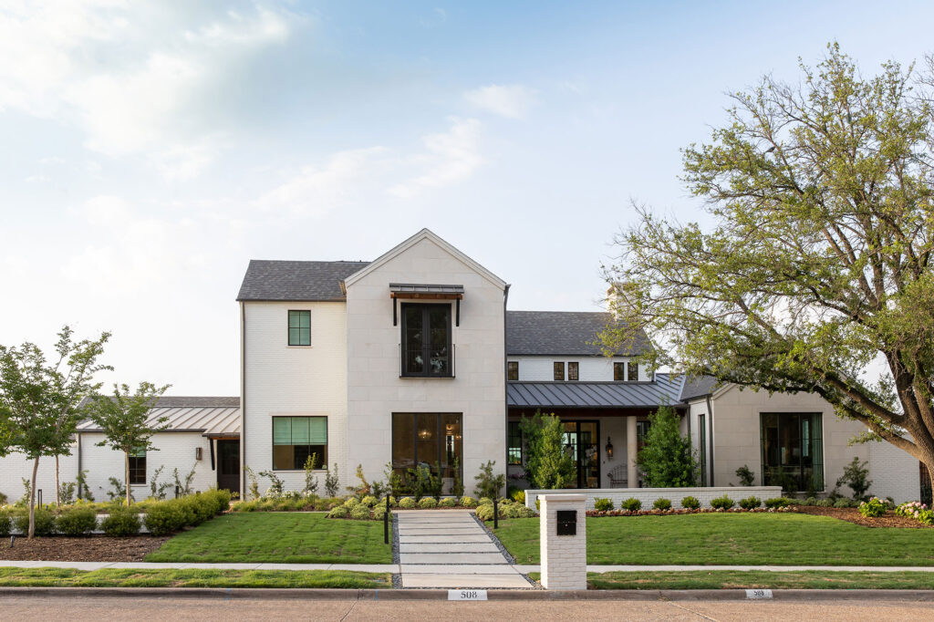 Canyon Creek Sleek Modern